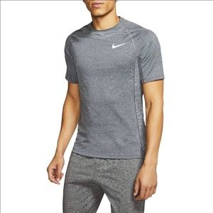 Nike Men's Short Sleeve Heathered Gray Dri-FIT Tee